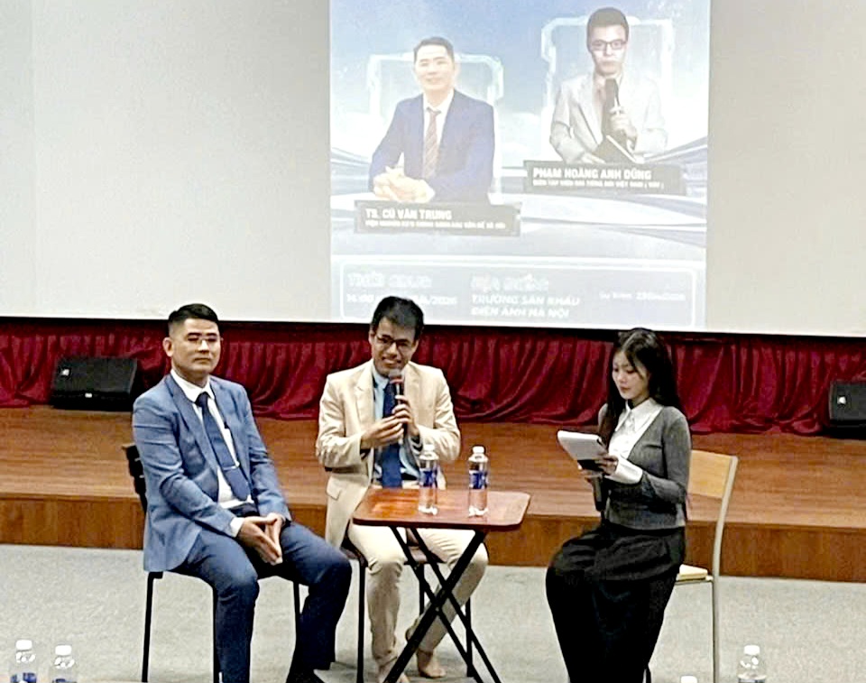 TS. Cù Văn Trung bàn về hành trình chọn nghề của người trẻ: "Hãy học cách lắng nghe chính mình"