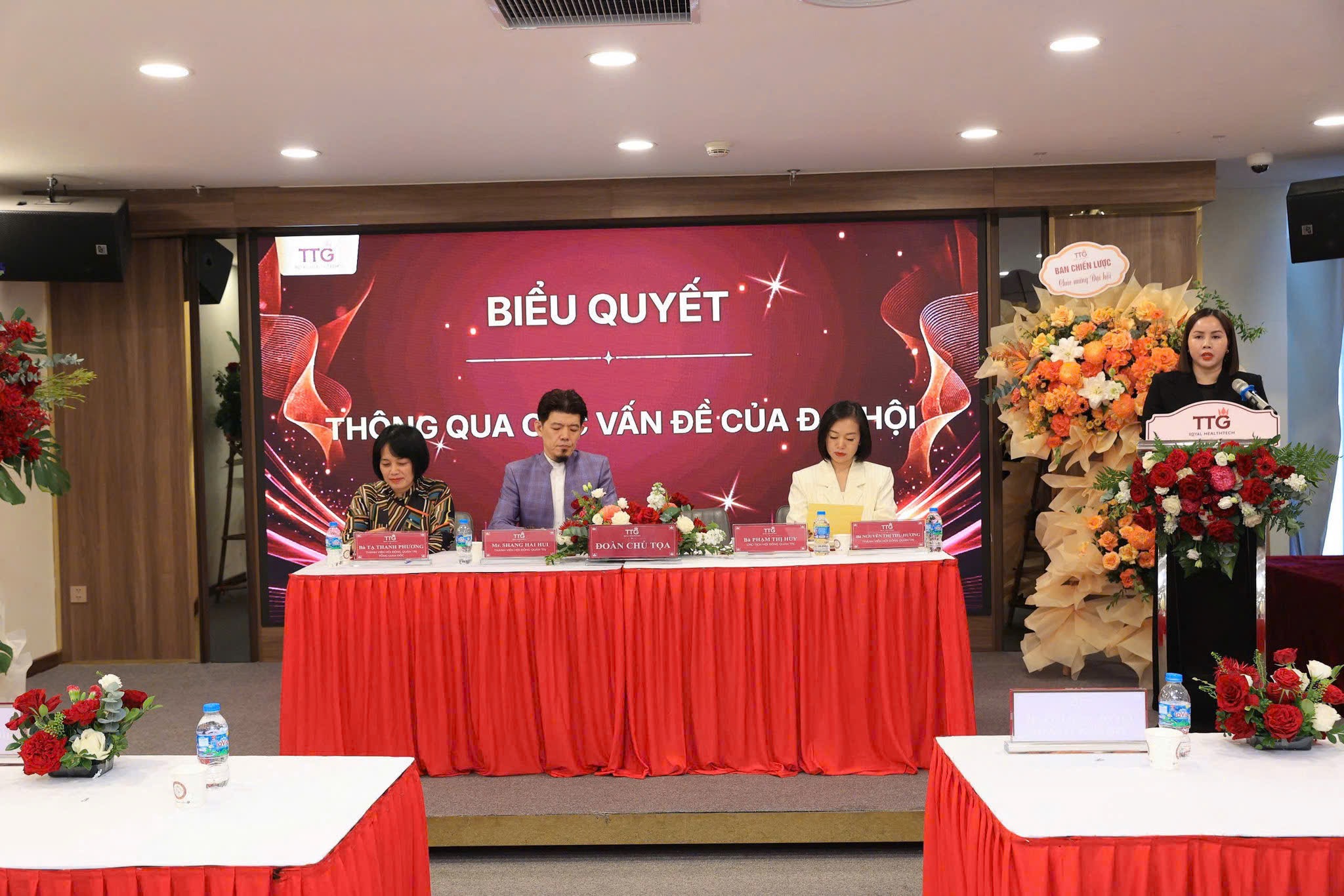 Royal Healthtech TTG tái cấu trúc toàn diện, đặt cược vào thị trường chăm sóc sức khỏe, sắc đẹp 27 tỷ USD